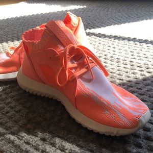 ADIDAS TUBULAR SHADOW PRIMEKNIT